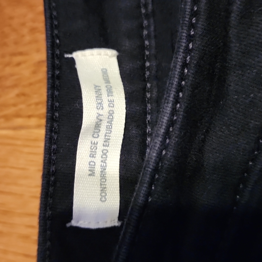 Mid Rise Curvy Skinny Black Jeans - 4/27S - Picture 7 of 9